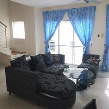 Townhouse Corner with excellent facilities. Short drive to 2nd Link.