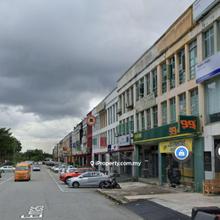 3 Storey Shop @ Mount Austin / 24x70 / Facing Main Road / Sale 