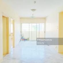 Desaminium Rimba Apartment, Seri Kembangan, Selangor