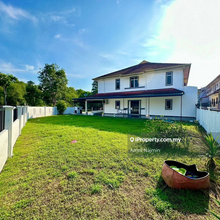 Spacious corner lot seksyen 7