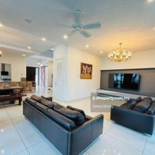 Semi-D house for Sale