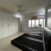 Menara Sri Damansara - Corner Lot For Sale 