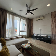 Low Density Walking Distance to Garden International School
