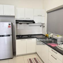 8 Kinrara Condo For Sale, Puchong Bandar Kinrara Dijual,LRT Bk5 Nearby