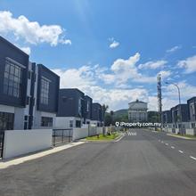 Puchong 3 storey brand new semi-d factory for rent