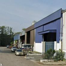 Good Condition 1.5 Storey Semi-D Factory