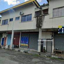 Below value terrace factory/warehouse for sale at puncak jelapang maju