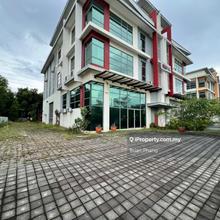 Seksyen 15, Tiong Nam industrial park with 3 storey semi D factory