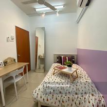 Unique Fully Furnished Super Single Bedroom