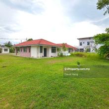 Bayu Damai Single storey bungolow house 