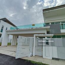Freehold Bungalow in Saujana Heights