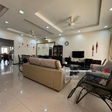 Intermediate/ Face South/ Minimal Renovation/ Very Well Kept Best Deal