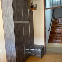 Townhouse Bukit Rimau for sale