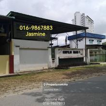 Semi D Factory / Warehouse