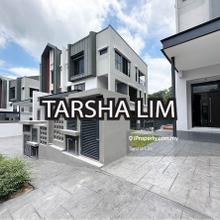 Super low density 24 hr security hill top semi-d with great serenity