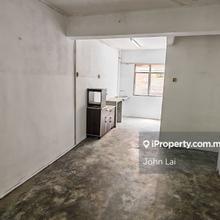 Ss13 Flat block P available for rent 