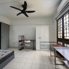 Good Natural Lighting Master Room with Private Bathroom