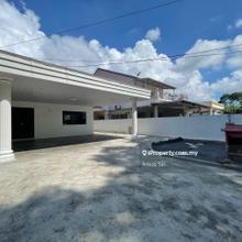 Jelutong lengkok caunter
