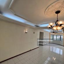 Below Market price well maintain condition Renovated Freehold Condo