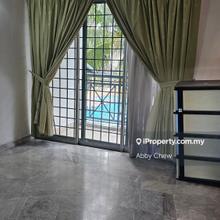 Located at Bandar Kinrara 3. Near Kinrara LRT station.