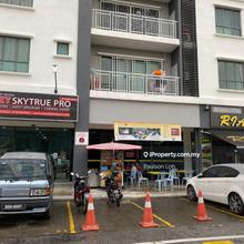 Ground floor shop, roi 5.2%