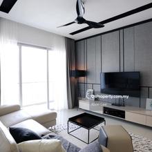 Walkable to LRT & Pavilion2 / Recreation Park View / Free Furnished