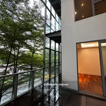 Duplex Town Villa, Well Maintained, Walking distance to Iskl