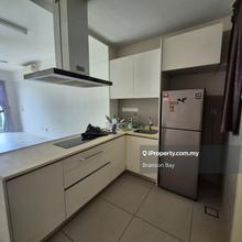 855sf, 2 Car Park, Facing Amaya Saujana