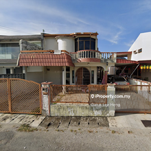 Semi-Detached House For Rent @ Taman Hillview