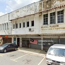 Ground Floor Shop Suitable for Central Kitchen/Storage etc.