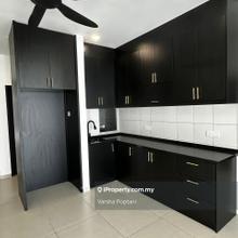 Residensi Brickfields 2r2b partly fur Brand New walking distance Lrt