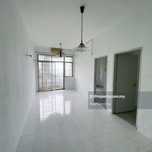 Delima Feringghi Condo For Sale
