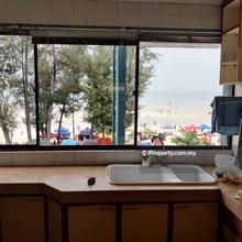 4 Bedrooms Seaview Unit For Sale in P.D 