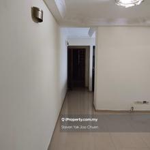Apartment Abdullah Hukum, Mid valley city kl