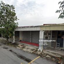Single Storey shop,  Land size 20x65sqft, Good Roi, Below Market