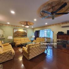 Very Cozy And Renovated Very Tastefully For Practicality