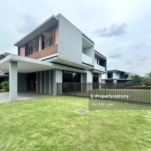 Grandezza Eco Sanctuary Zero Lot Bungalow Corner Unit 