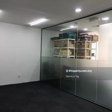 Nice unit, partition 601sqft 