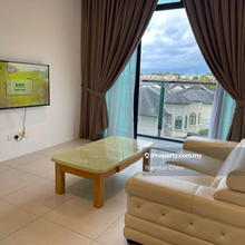 Royal Richmond 2 Bedroom Unit For Rent