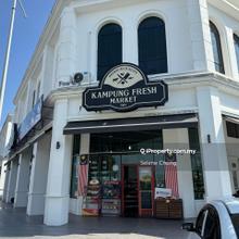 Eco Majestic Crowed Hot Shop Whole Block Conner 39 x 80  Ample Parking