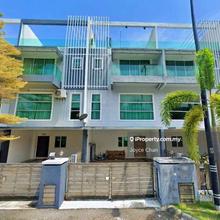 Freehold 3.5 Storey Terrace House - Marina Island, Lumut, Perak