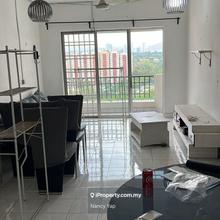 Partial furnished Puncak Seri Kelana for Rent ,Ara Damansara 