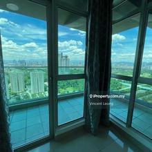 Facing City View and higher floor 