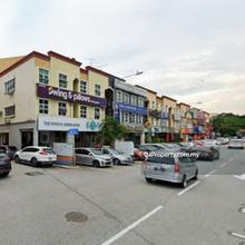 High Traffic Commercial Area, Suitable for Vet/Clinic/Retail etc.