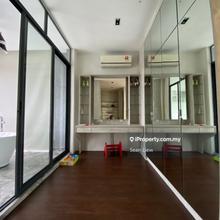 Terrace house for Sale