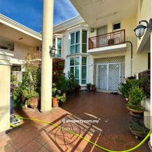 Freehold Double Storey Terrace