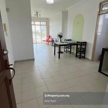 Lake View Mount Austin Apartment