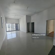 Admiral Residence @ Melaka town. High floor 4 rooms for sale