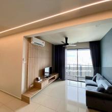 Golden Triangle Full Furnished Unit For Rent