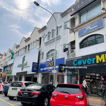 Commercial in kota damansara prime location last unit